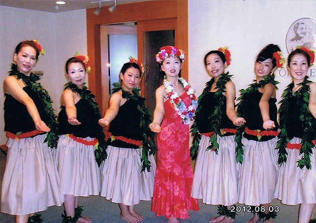 �t���_���X����