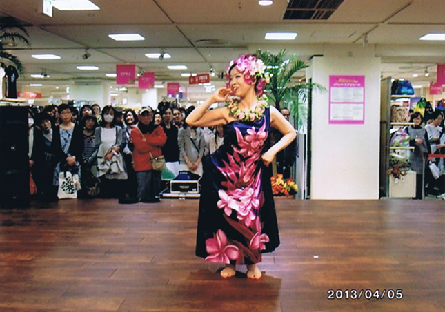 �t���_���X����