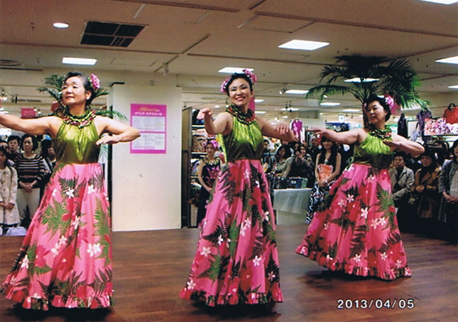 �t���_���X����