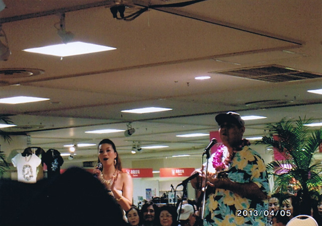 �t���_���X����