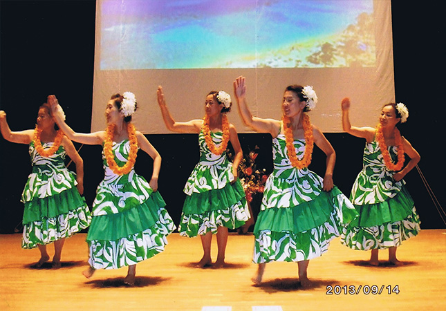 �t���_���X����