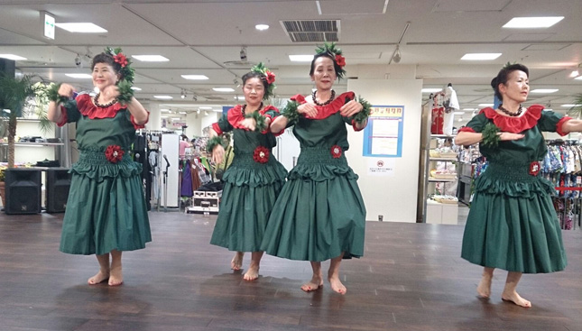 �t���_���X����