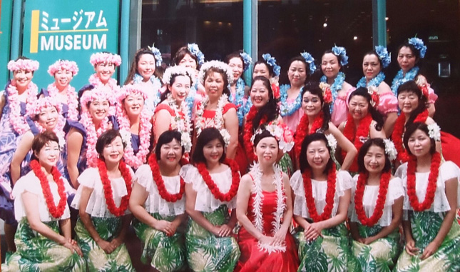 �t���_���X����