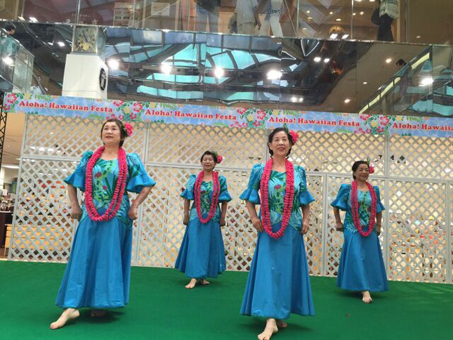 �t���_���X����