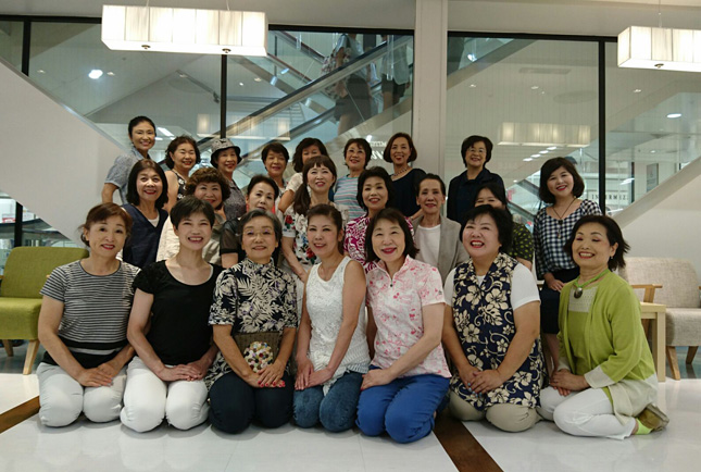 �t���_���X����