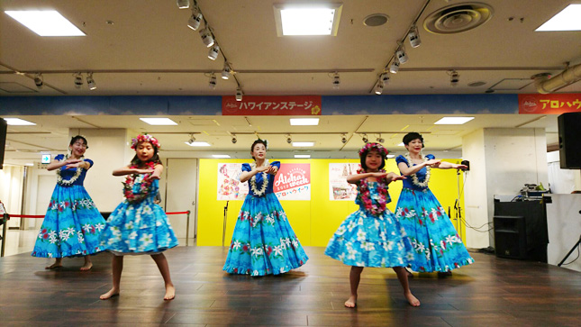 �t���_���X����