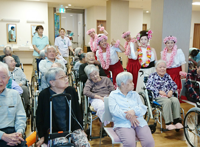 �t���_���X����