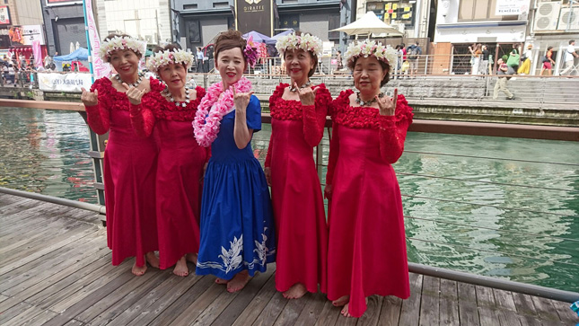 �t���_���X����