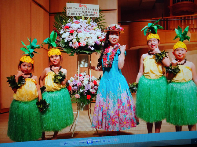 �t���_���X����